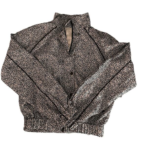 NWOT Allfenix Cropped Women's Jacket, M, Black Leopard with Zip Snap Closure. - Picture 2 of 8